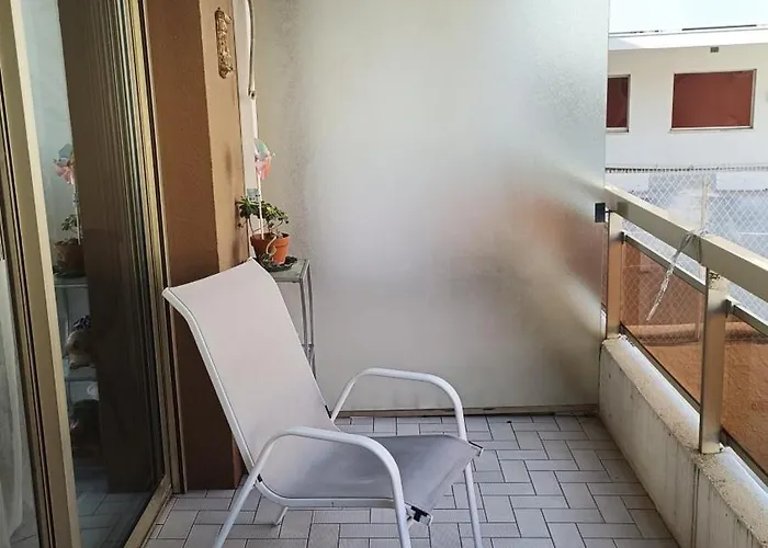 3mn A Pied De La Avec Terrasse Αντίμπ